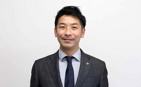 タカシマグループ
代表取締役社長　髙島正太郎